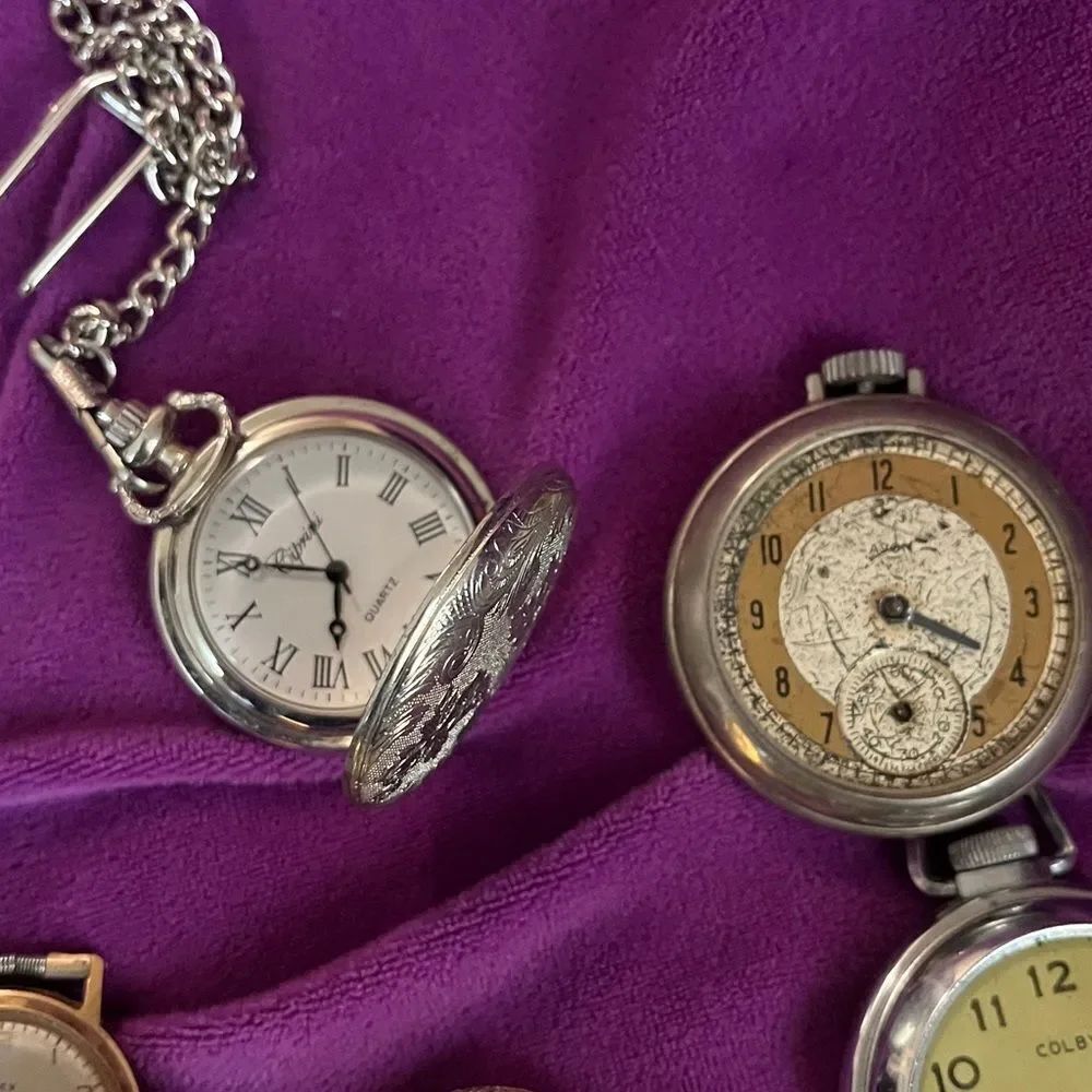 Watch bundle - Picture 3 of 6